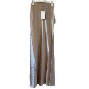 NWT QUINCE 100% Silk Skirt XS, Elastic Waist Neutral, Washable, Champagne